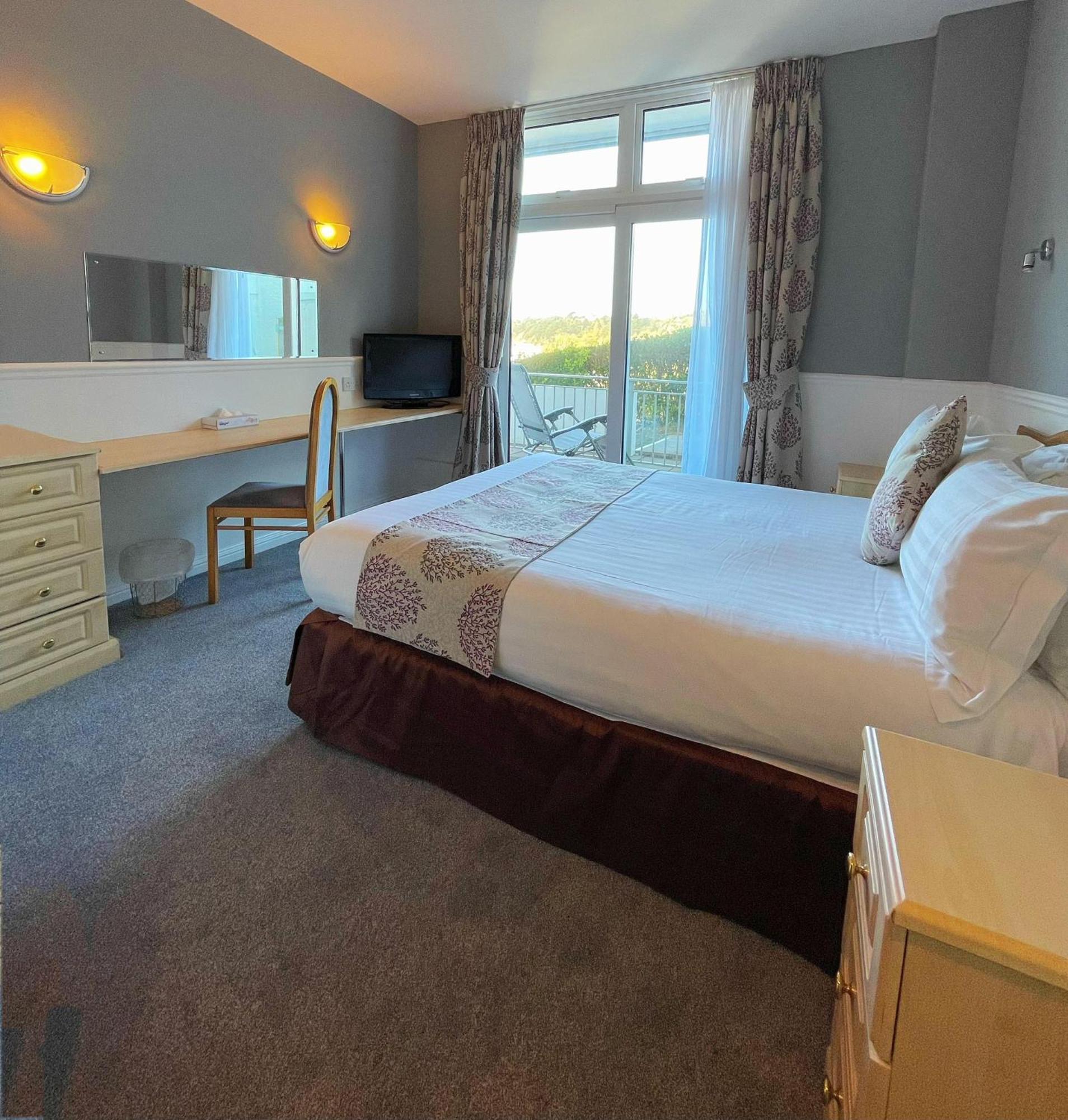 Biarritz Hotel Сент-Брелад Экстерьер фото